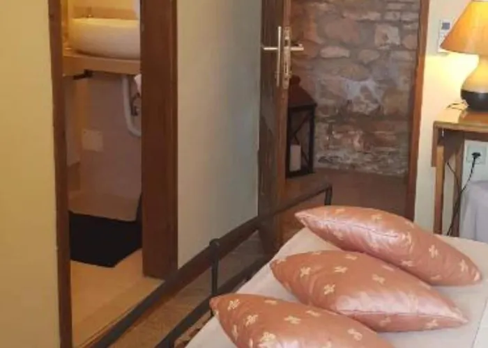 아파트 Deluxe One Bedroom *